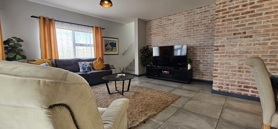 4 Bedroom Property for Sale in Country Club Western Cape